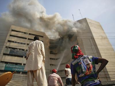 incendio pakistan