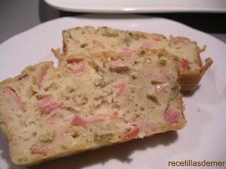 PASTEL DE JAMON, QUESO Y ACEITUNAS