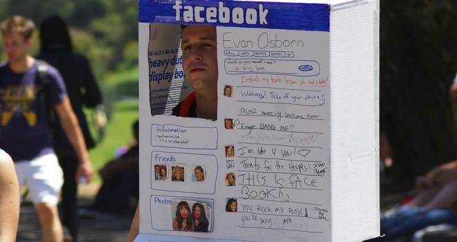 Facebook integrará videos publicitarios que se reproducen solos