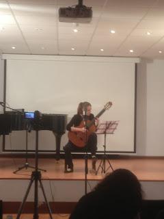 Investigando y sonando