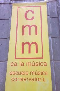 Investigando y sonando