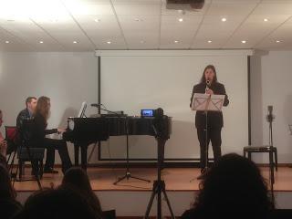 Investigando y sonando