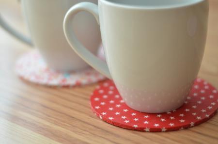 técnica decoupage decoración hazlo tu mismo decoupage posa vasos do it your self posavasos artículos hogar decoración y diseño de interiores decoración mesas fiestas temáticas decoración mesas buffets decoración diy posavasos blog decoración nórdica 