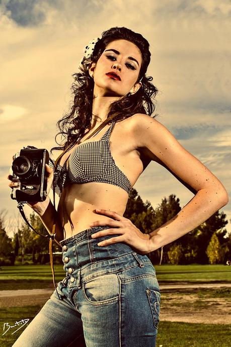 Sesión de fotos con Maribel Valiente - Maquillaje de Esther Muñoz y peluquería Ángela Ramírez