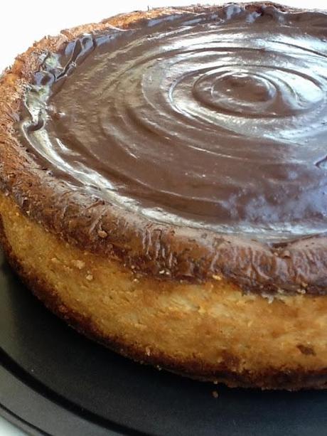CHEESECAKE DE TURRÓN Y CHOCOLATE