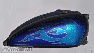 Deposito con metal flakes y flaming azul