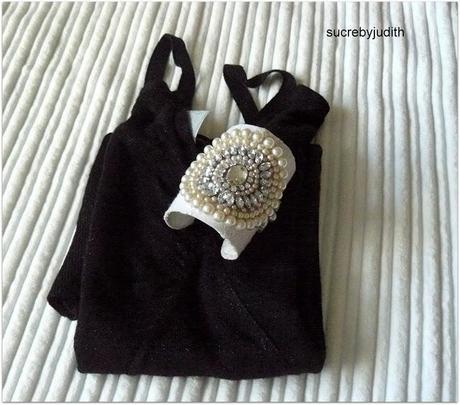 WHITE AND BLACK WHITE AND BLACK