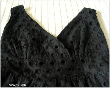 WHITE AND BLACK WHITE AND BLACK