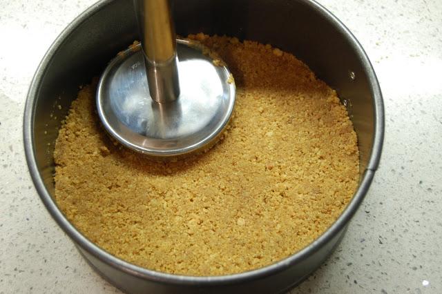 Tarta de crema de orujo, queso Mascarpone y gelatina de café