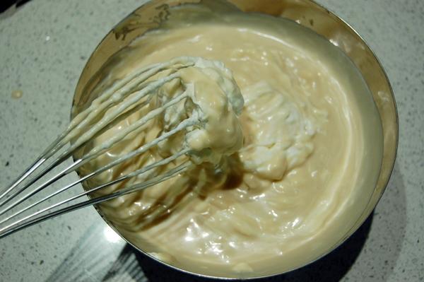 Tarta de crema de orujo, queso Mascarpone y gelatina de café