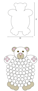 ALFOMBRA CON POMPONES DE LA WEB