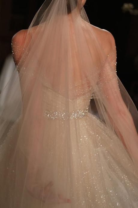 VESTIDOS DE NOVIA DE ROMONA KEVEZA-FOTOS