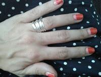 Creando mi manicura media luna Creando mi manicura media luna