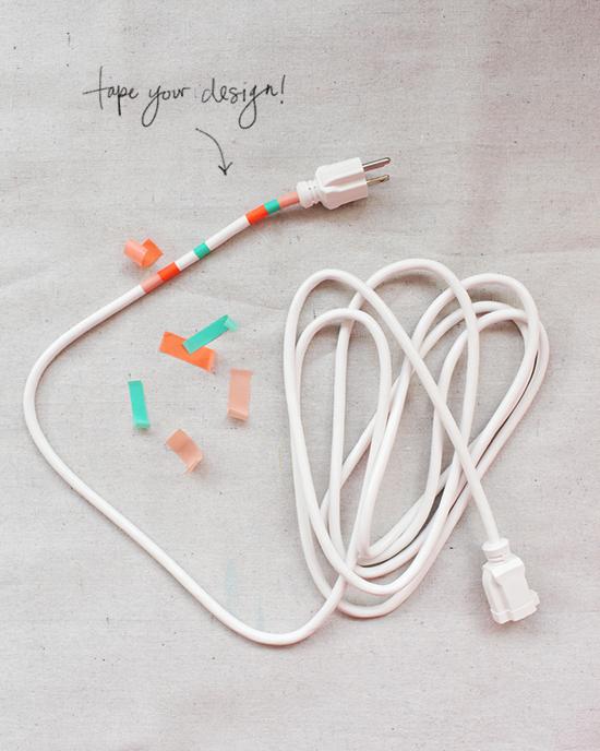 Como decorar con Washi Tape todos tus cables.