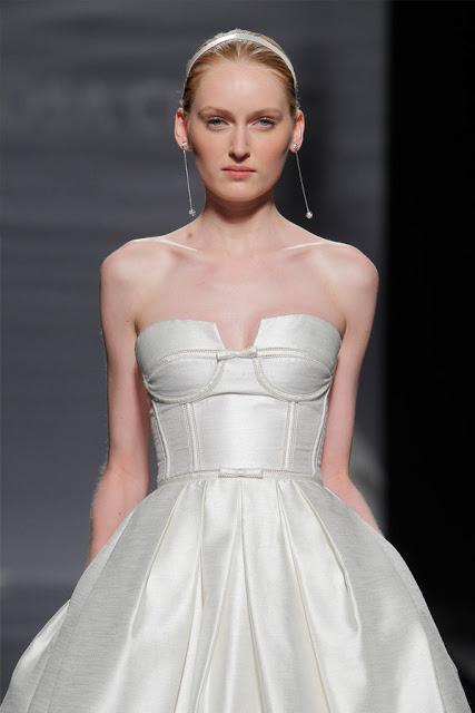 ROSA CLARÁ 2014 COLLECTION -Barcelona Bridal Week 2013-