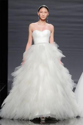 ROSA CLARÁ 2014 COLLECTION -Barcelona Bridal Week 2013-