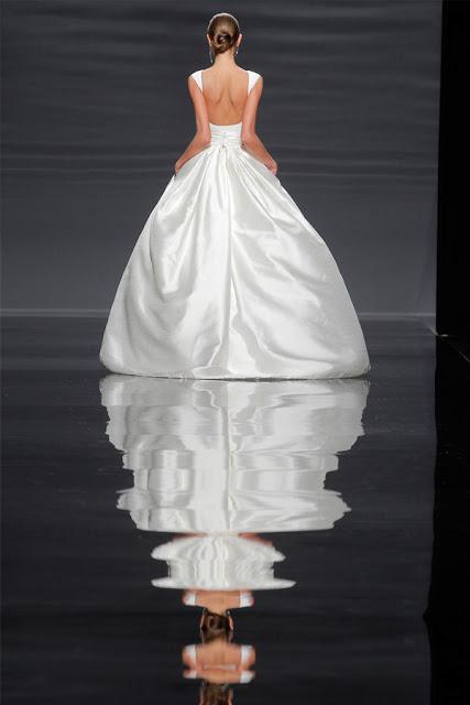 ROSA CLARÁ 2014 COLLECTION -Barcelona Bridal Week 2013-