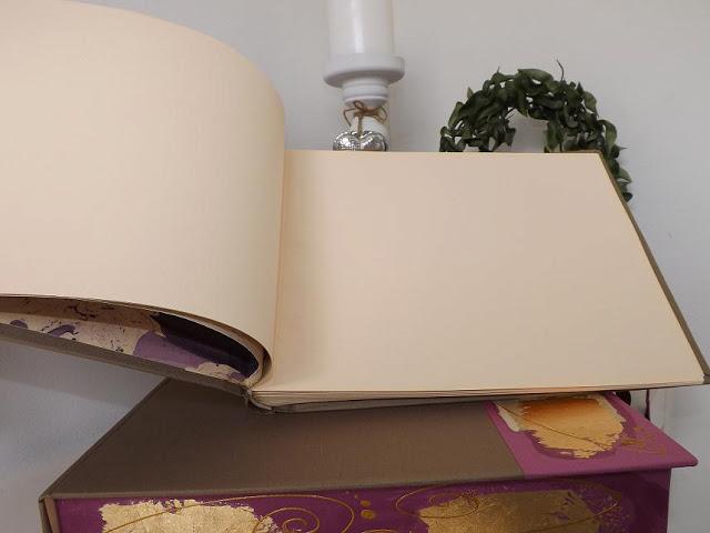 Un libro de firmas HANDMADE