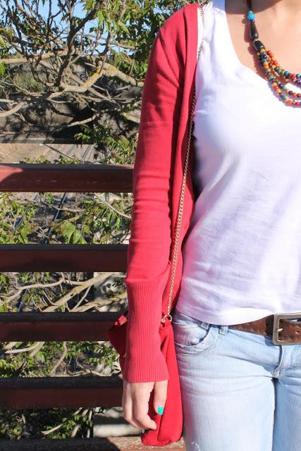 Simple outfit with jeans