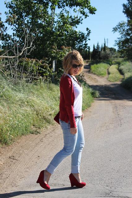 Simple outfit with jeans