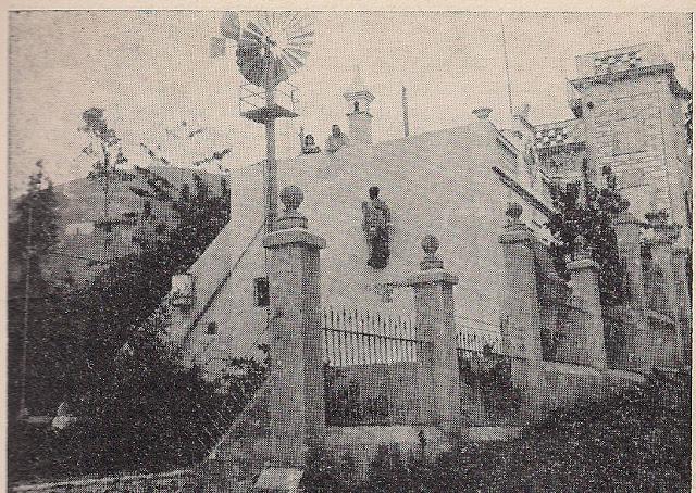 BARCELONA...EL NEGRE DE LA RIBA, BARCELONETA. 13-05-2013...