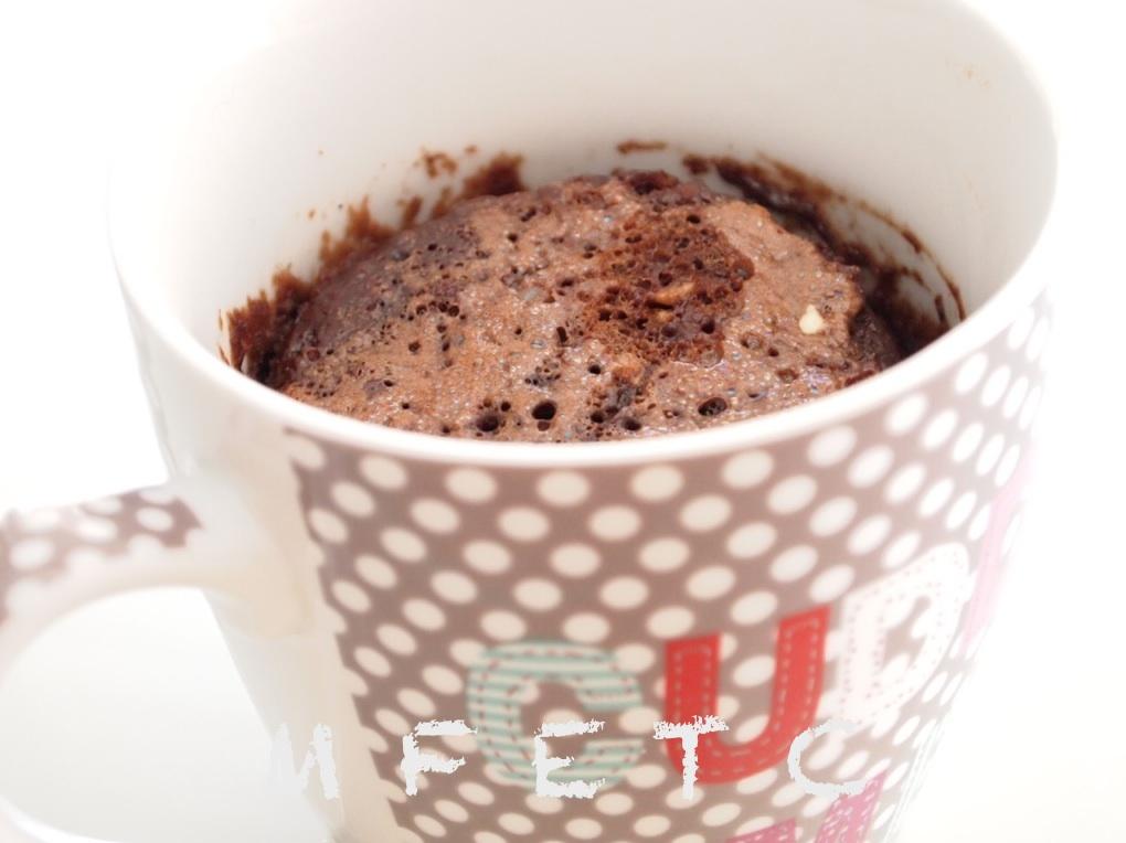 BROWNIE DE NOCILLA EN 4 MINUTOS