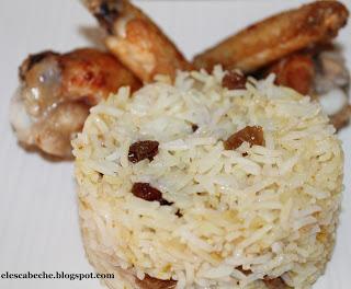 Arroz basmati con especias y pasas