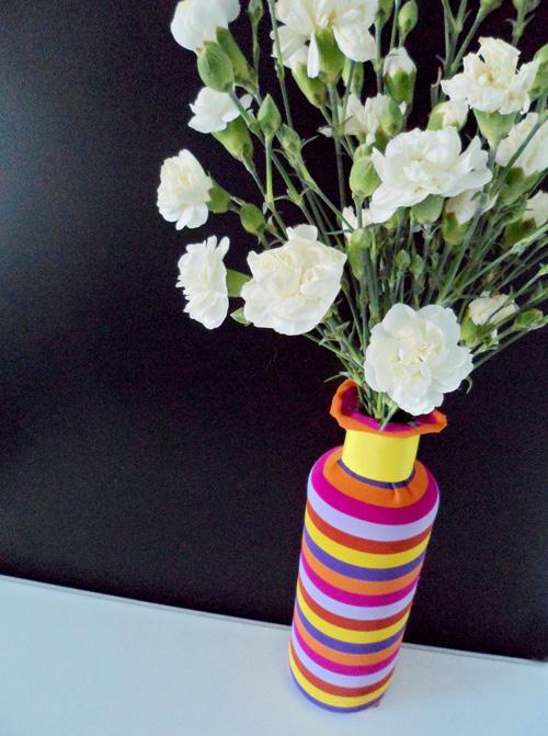 RECICLA TUS MEDIAS Y HAZTE UN FLORERO