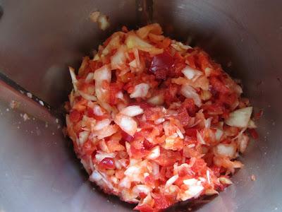 Macarrones con tomate y atún