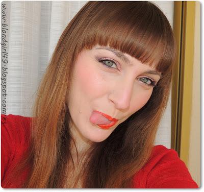 Look de maquillaje en tonos rosados