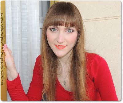 Look de maquillaje en tonos rosados