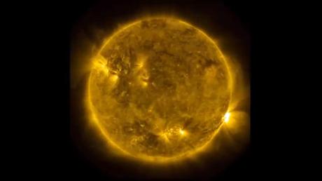 NASA Time-Lapse de 3 años de actividad solar en 3 minutos.