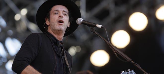 Gustavo Cerati es levantado diariamente en su habitación de la clínica
