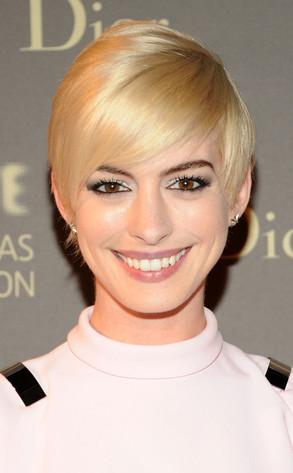 Anne Hathaway revela su inspiración detrás de su nuevo look