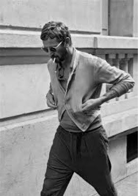 Hola Querido Stefano Pilati! Él, su moda, su casa... Hola Querido Stefano Pilati! Él, su moda, su casa...