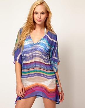 FASHION BEACH