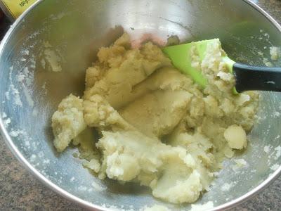 Croquetas líquidas de queso del casar