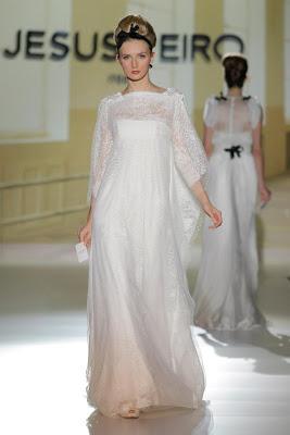 JESÚS PEIRÓ: COSTURAS 2014-Barcelona Bridal Week 2013-