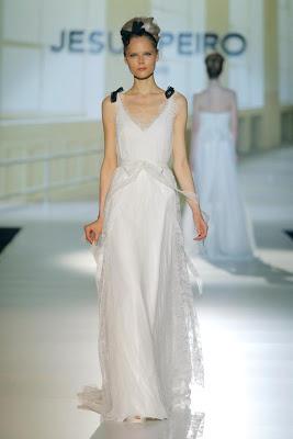 JESÚS PEIRÓ: COSTURAS 2014-Barcelona Bridal Week 2013-