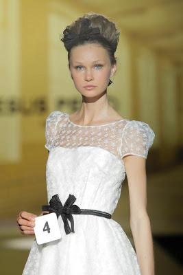 JESÚS PEIRÓ: COSTURAS 2014-Barcelona Bridal Week 2013-