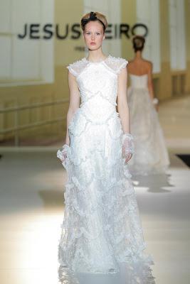 JESÚS PEIRÓ: COSTURAS 2014-Barcelona Bridal Week 2013-