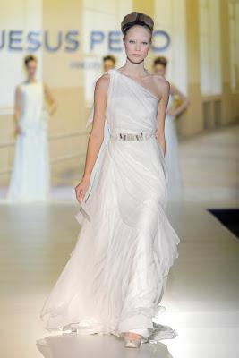 JESÚS PEIRÓ: COSTURAS 2014-Barcelona Bridal Week 2013-