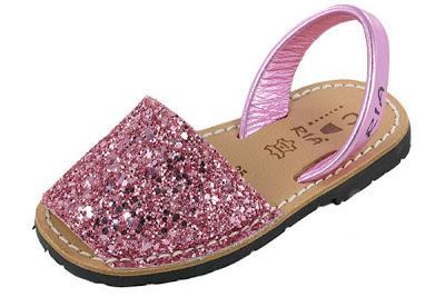 Y OTRA DE ZAPATITOS!