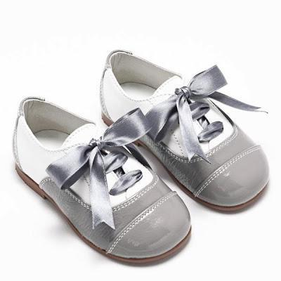 Y OTRA DE ZAPATITOS!