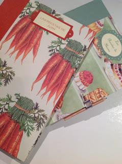 Dos libros de cocina realizados con la técnica del cartonaje