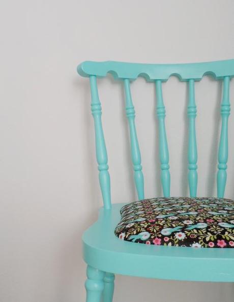 ANTES Y DESPUÉS: UNA SILLA TURQUESA ANTES Y DESPUÉS: UNA SILLA TURQUESA