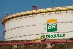 La petrolera estatal brasileña Petrobras se adjudicó un total de 34 bloques petroleros de los 289 que fueron subastados.