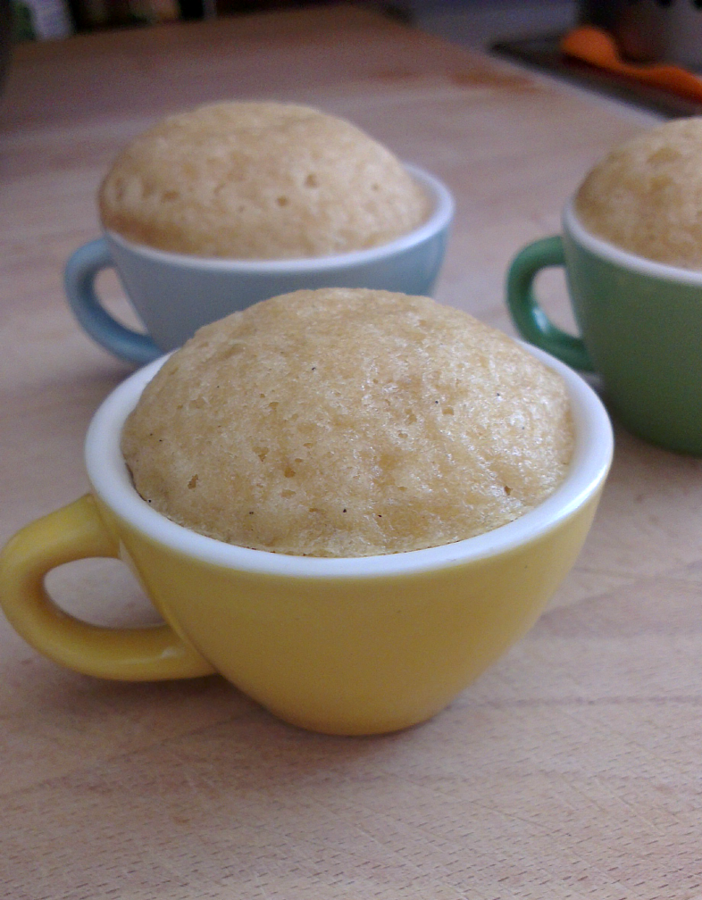 ♥ Cupcakes horneados en tazas y macetas de cerámica