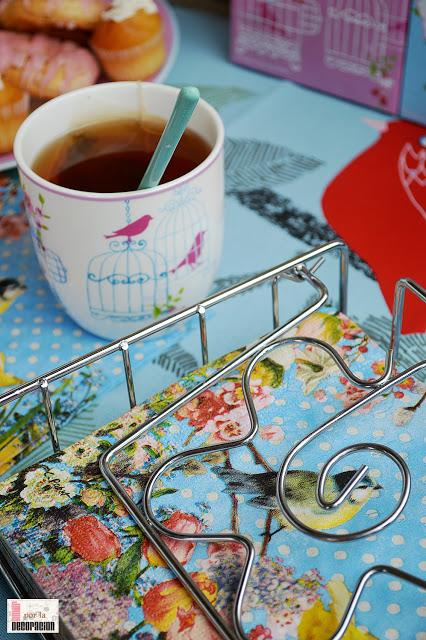 DESAYUNO CON PAJARITOS