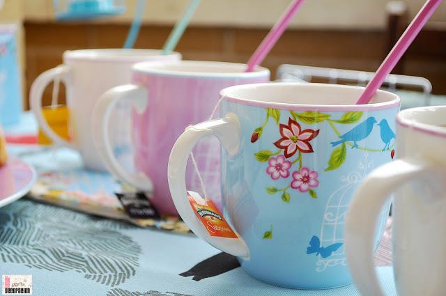 DESAYUNO CON PAJARITOS